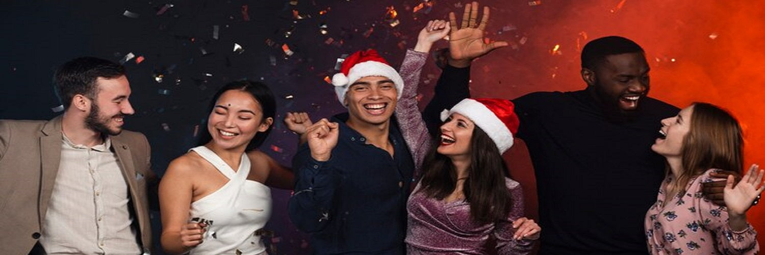 How To Plan A Cozy Christmas Party For Adults? | PartyGlowz.com