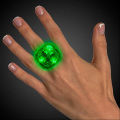 Green LED Light Up Flashing Diamond Ring