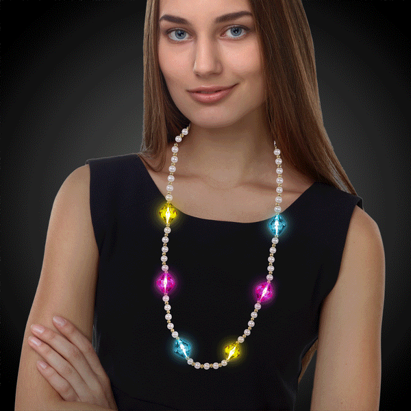 LED Light Up Flashing Disco Diamonds Bead Necklace