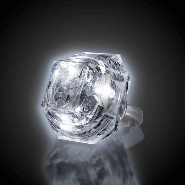 LED Light Up Flashing White Diamond Ring