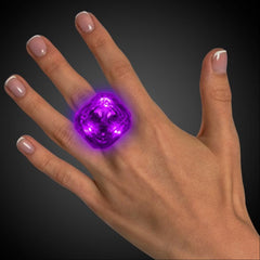 Purple LED Light Up Flashing Diamond Ring