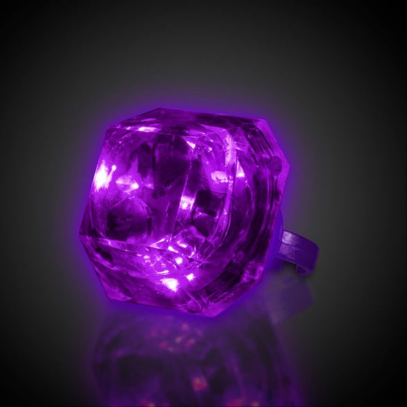 Purple Light Up Flashing Diamond Ring