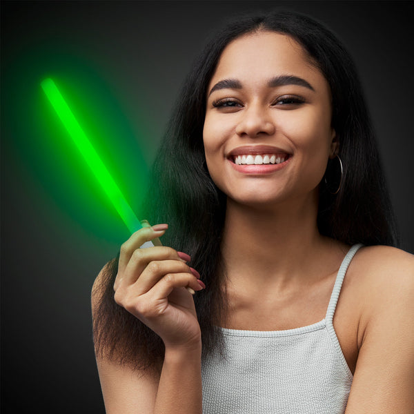 Green 10 Glow Sticks - Pack of 25
