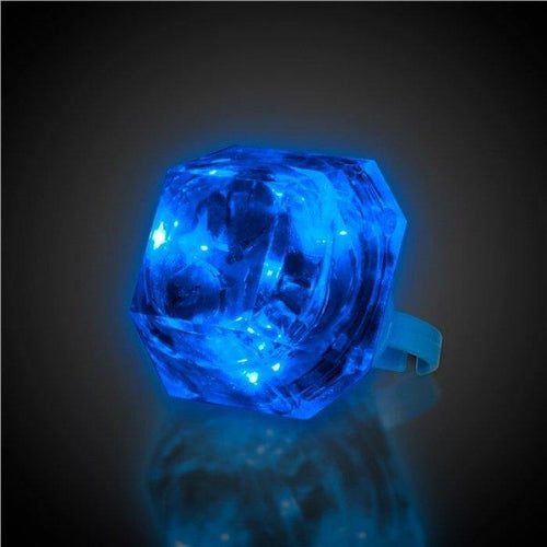 Light-Up Flashing Blue Supersized Diamond Ring