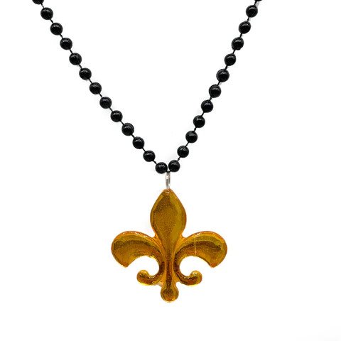 33 7Mm Black With Acrylic Fleur De Lis Pendant