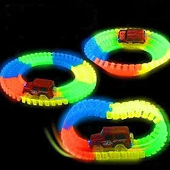 Glow In The Dark Rail Stunt Car Set