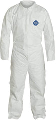DuPont TY120S Disposable Tyvek White Coverall Suit With Elastic Wrists,Ankles & Hood-Size Medium